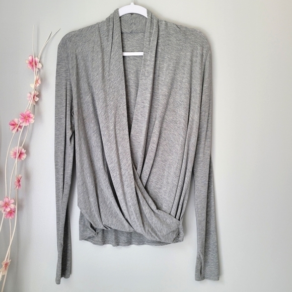 LULULEMON Iconic Wrap - Picture 4 of 10